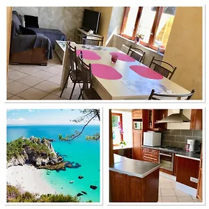  Hébergement de vacances Du Village D’ava